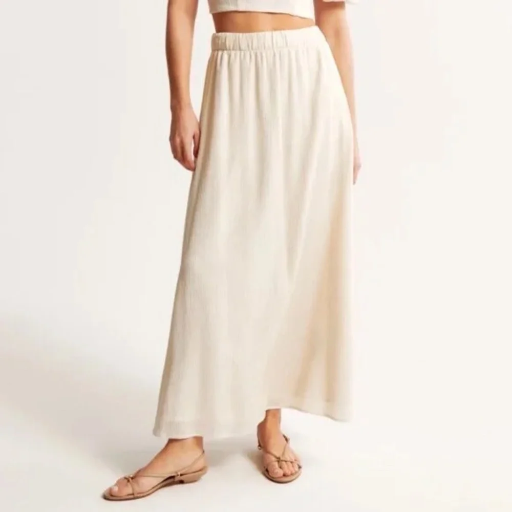 Abercrombie and Fitch Crinkle Textured Plunge Top and Maxi Skirt Cream M/L